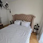 Romans Marin Słoneczny Brzeg