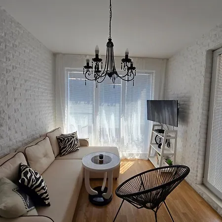 Romans Marin Apartament Słoneczny Brzeg